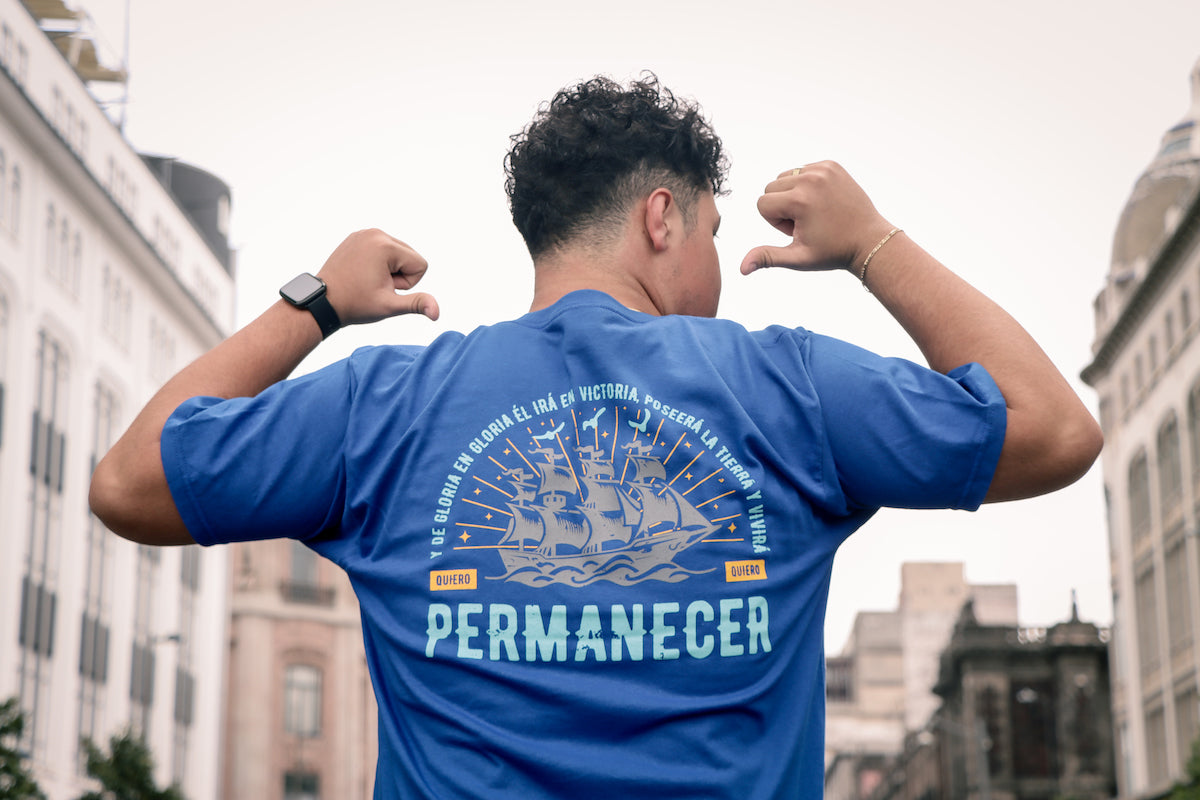 Camiseta "Quiero Permanecer" Color True Royal, ambos lados