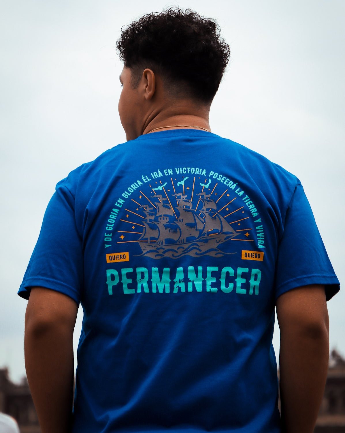 Camiseta "Quiero Permanecer" Color True Royal, ambos lados